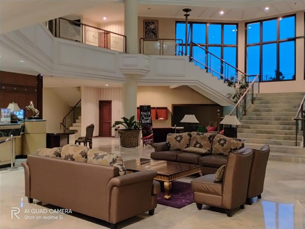 Yasmin Hotel Puncak Luaran gambar
